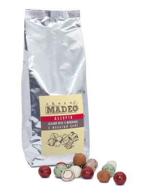 Орехи в шоколаде Ассорти